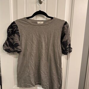 T.La Gray Short Sleeve Tee with Black Patterned Sleeves